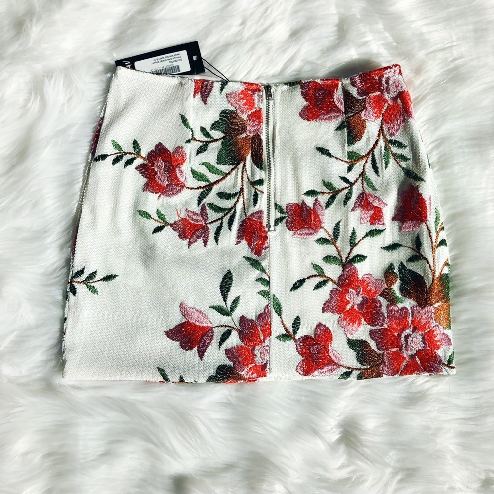 nasty gal mini skirt - Picture 2 of 2